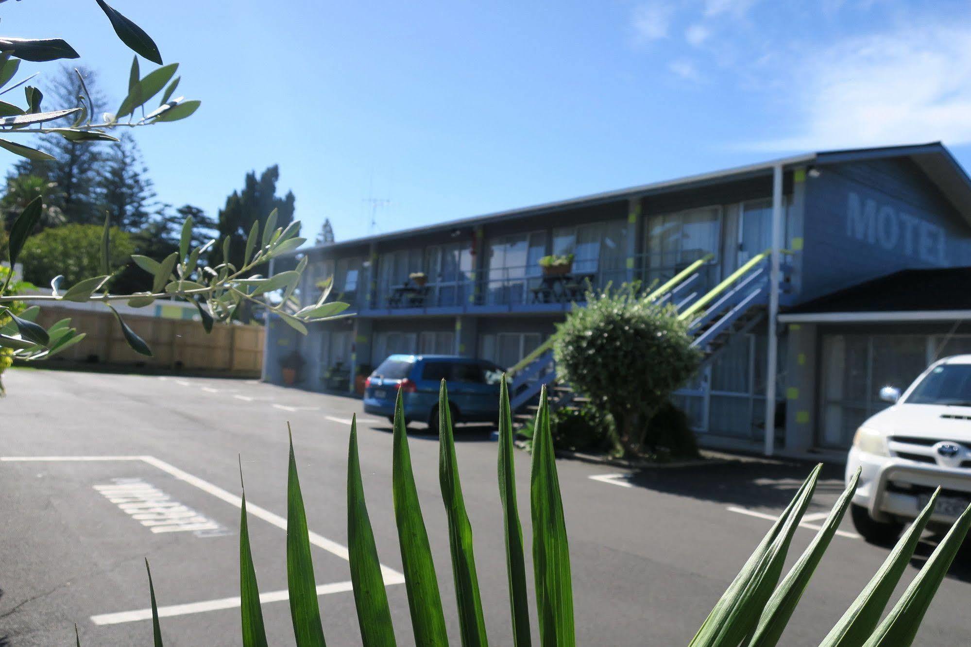 Roselands Motel Tauranga Eksteriør billede